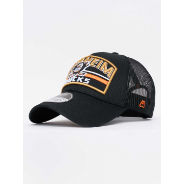 Бейсболка Anaheim Ducks Бейсболка Anaheim Ducks