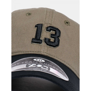 Бейсболка №13